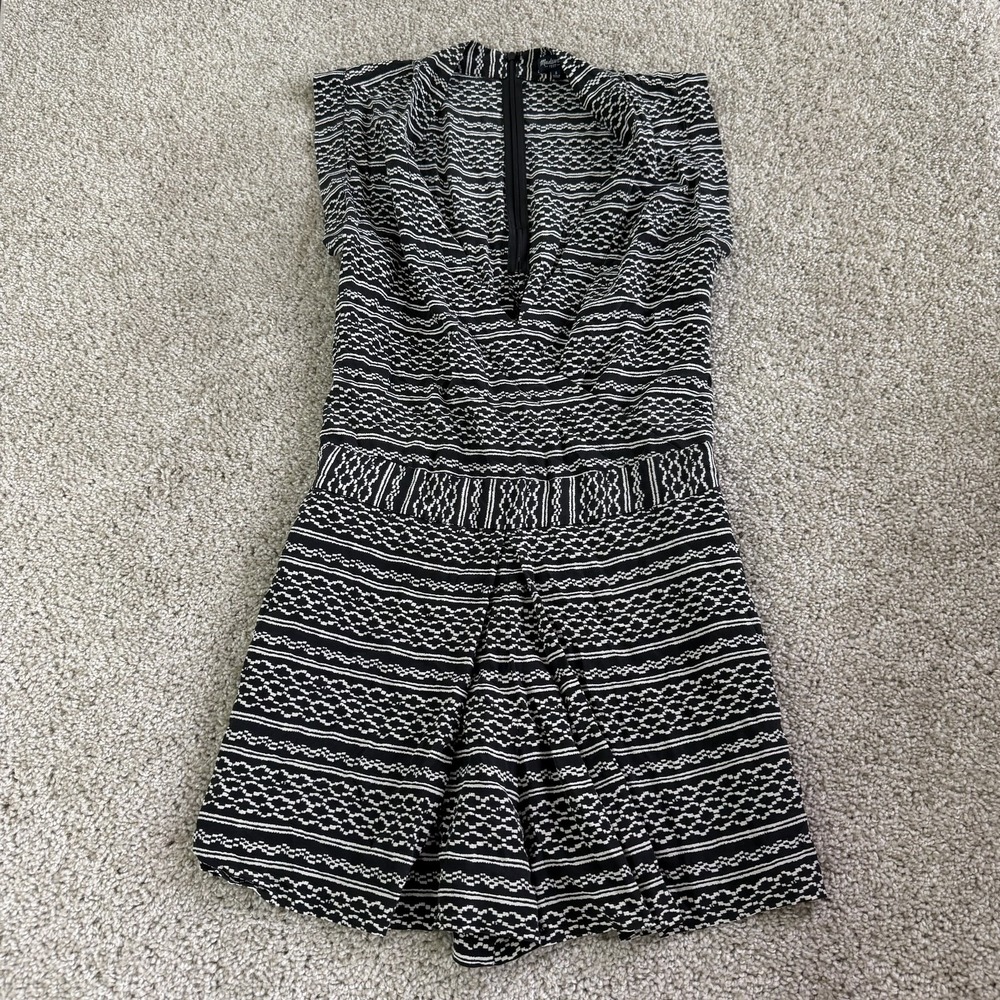 Madewell Romper Womens S Black White Geometric Short Sleeve V Neck Zip Summer